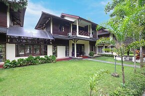 Mutiara Carita Cottages