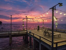 Mutiara Carita Cottages