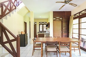 Mutiara Carita Cottages