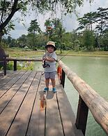 Mutiara Carita Cottages