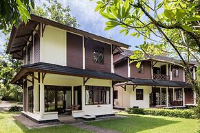 Mutiara Carita Cottages