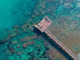 Mutiara Carita Cottages