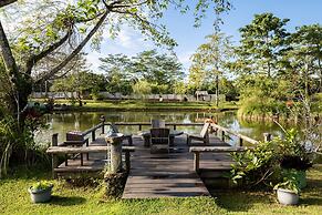 Mutiara Carita Cottages