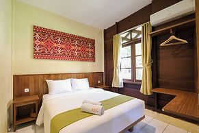 Mutiara Carita Cottages