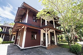 Mutiara Carita Cottages