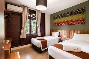 Mutiara Carita Cottages