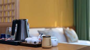 Floral Hotel Xiongan Lotus Court