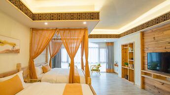 Floral Hotel Fenghuang Huercaowu