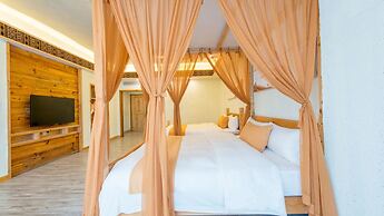 Floral Hotel Fenghuang Huercaowu