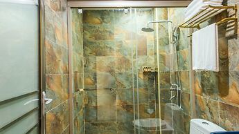 Floral Hotel Fenghuang Huercaowu