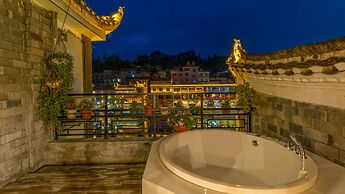 Floral Hotel Fenghuang Huercaowu