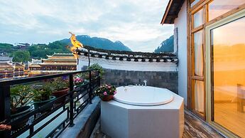 Floral Hotel Fenghuang Huercaowu