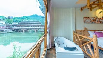 Floral Hotel Fenghuang Huercaowu