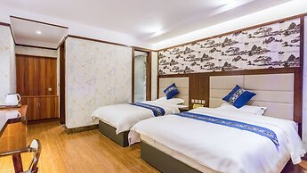 Floral Hotel Xijiang Banshan Yunfu
