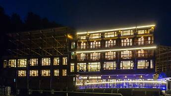 Floral Hotel Xijiang Banshan Yunfu