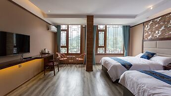 Floral Hotel Xijiang Banshan Yunfu