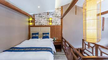 Floral Hotel Xijiang Banshan Yunfu