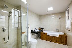 Floral Hotel Qiandaohu Shangju Villa