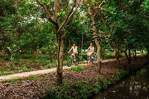 Riverside Park Eco Resort