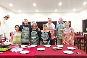 Riverside Park Eco Resort