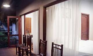 Riverside Park Eco Resort