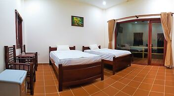 Riverside Park Eco Resort