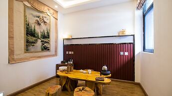 Floral Hotel Dali Honglongjing Junrui