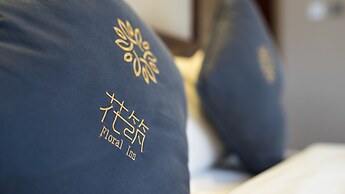 Floral Hotel Dali Honglongjing Junrui