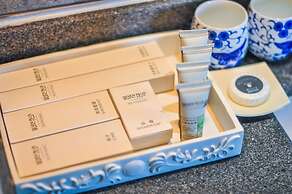 Floral Hotel Dali New Zhaoli