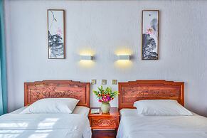 Floral Hotel Dali Cangshan Muyun