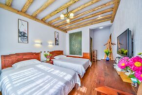 Floral Hotel Dali Cangshan Muyun