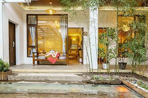 Floral Hotel Dali Yunsheng