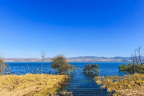 Floral Hotel Dali Jiapengshuian Lakeview