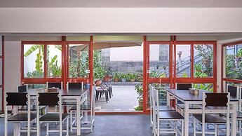 Floral Hotel Dali Yixin Yard