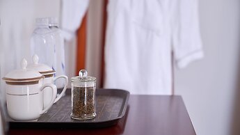 Floral Hotel Dali Yixin Yard