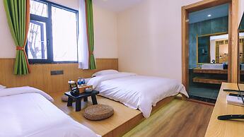 Floral Hotel Dali Fanyin Shiguang