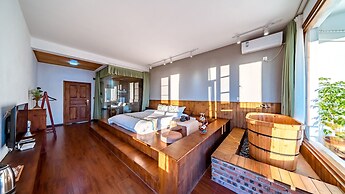 Floral Hotel Dali Shanhaiyiyu Lakeview