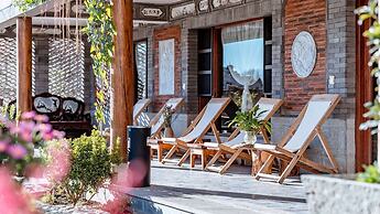 Floral Hotel Dali Shanhaiyiyu Lakeview