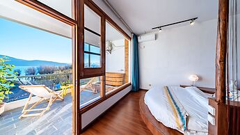 Floral Hotel Dali Shanhaiyiyu Lakeview