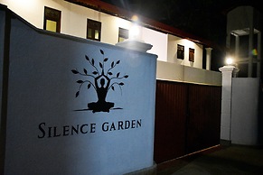 Silence Garden