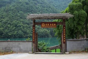 Floral Hotel Anji Shuyiquanzhen Valley