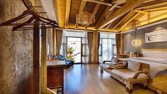 Floral Hotel Huize AD 1727