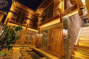 Floral Hotel Huize AD 1727