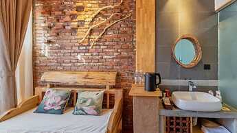 Floral Hotel Huize AD 1727