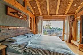 Floral Hotel Huize AD 1727