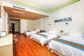 Floral Hotel Longsheng No.1 Cloud