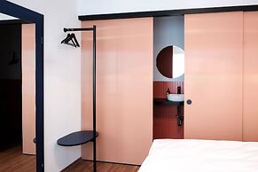 The Dot - 24-7 Check-in