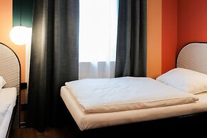 The Dot - 24-7 Check-in