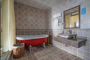 Floral Hotel Tengchong Heshun Hemuju