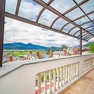 Floral Hotel Tengchong Yishuli Hotspring